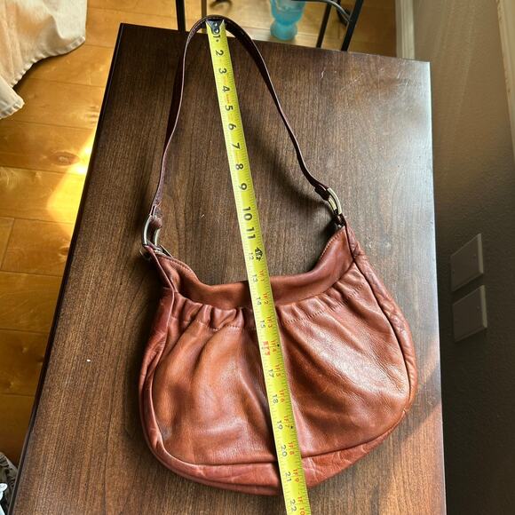 Vintage 70’s Carried Away Caramel Brown Leather hand shoulder bag - Picture 15 of 16